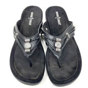 Minnetonka Women Silverthorn Black Leather Flip Flop Sandal 8M